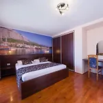 Apartment Arte Makarska